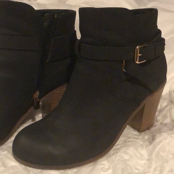Black Ankle Boots - Picture 3 of 4